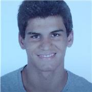 Recién graduado en Bioquímica imparte clases con experiencia previa en Química, Matemáticas y Biología